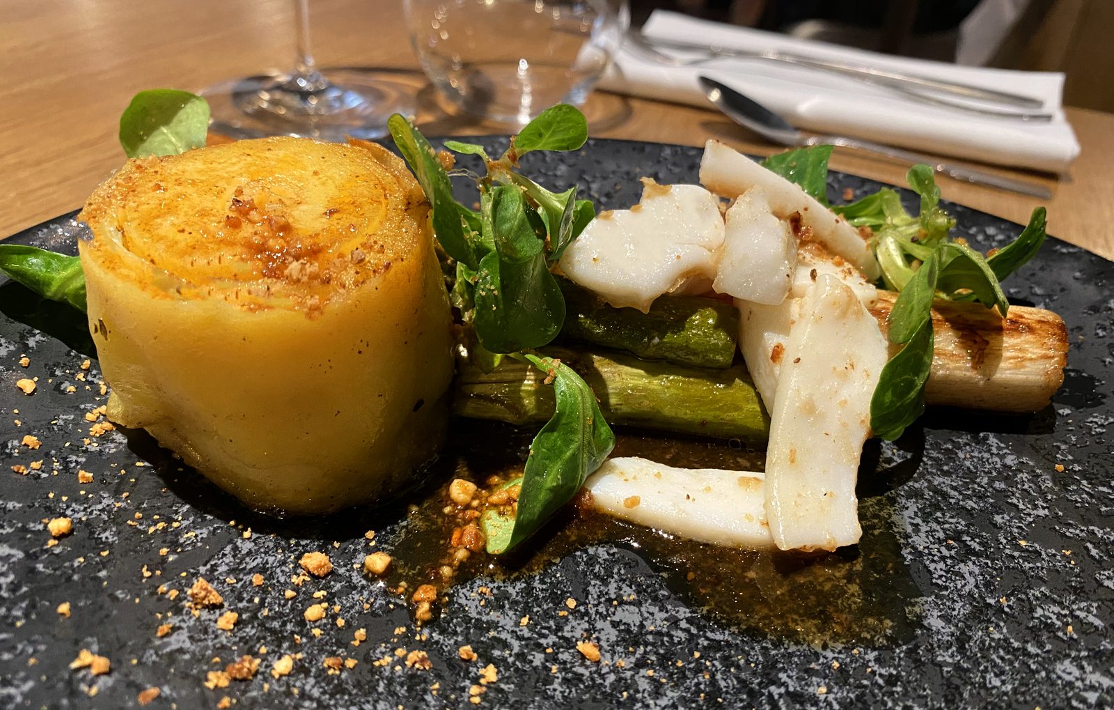 Assiette signature, pomme de terre et encornet