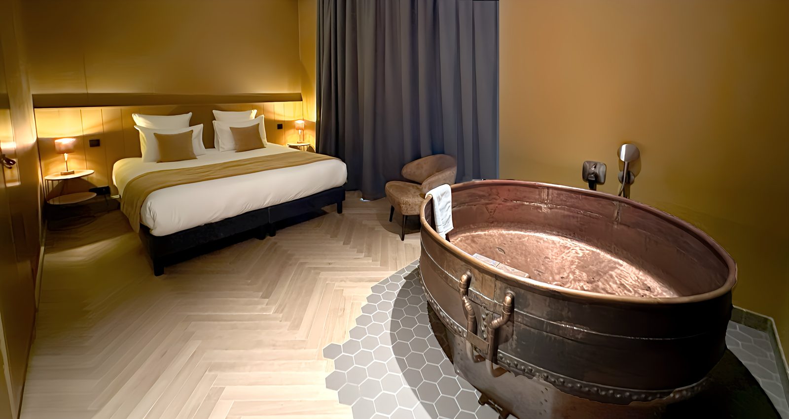 Chambre haut de gamme avec baignoire en cuivre
