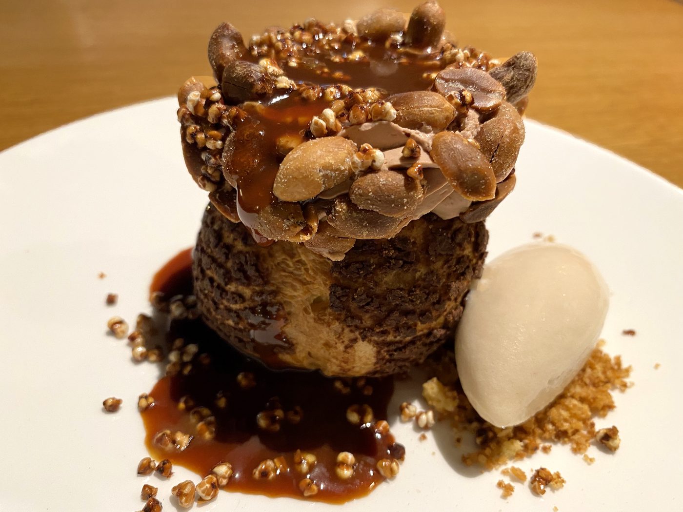 Dessert chou banane cacahuete signature